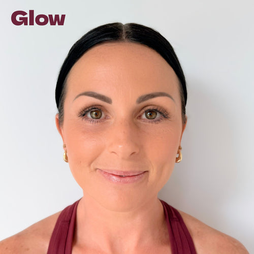 Close-up of GLAM dramatic pre-glued lash clusters by Whip Lashes